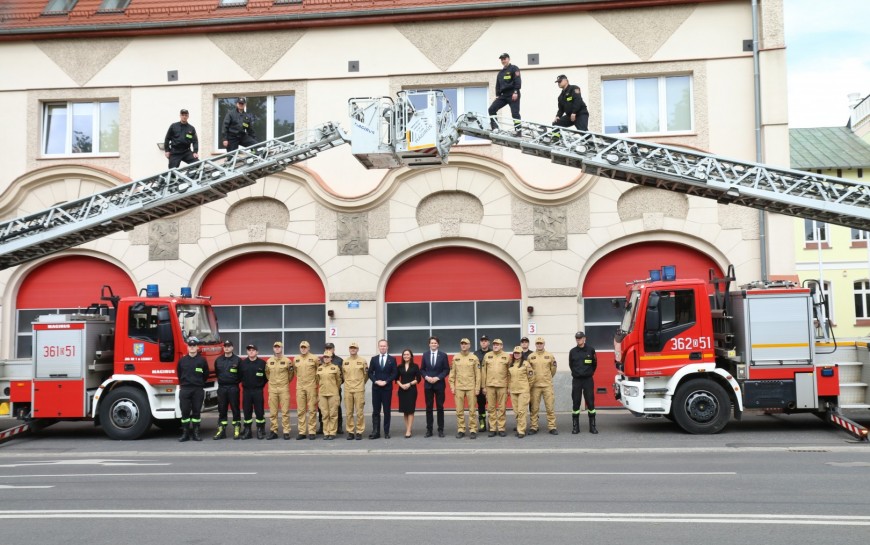 Legniccy strażacy świętują 80-lecie powstania jednostki