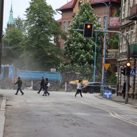 powiększ zdjęcie: Modernizacja ul. Piastowskiej wkracza w końcową fazę