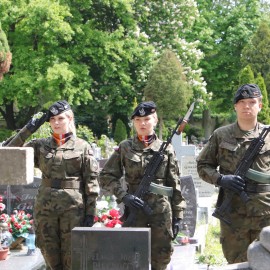 powiększ zdjęcie: Legnica uczciła 80. rocznicę zakończenia II wojny światowej