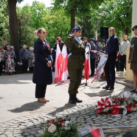 powiększ zdjęcie: Legnica uczciła 80. rocznicę zakończenia II wojny światowej