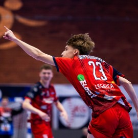 powiększ zdjęcie: Piłkarze ręczni MSPR Siódemka Miedź Huras Legnica mistrzem Polski