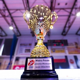 powiększ zdjęcie: Piłkarze ręczni MSPR Siódemka Miedź Huras Legnica mistrzem Polski