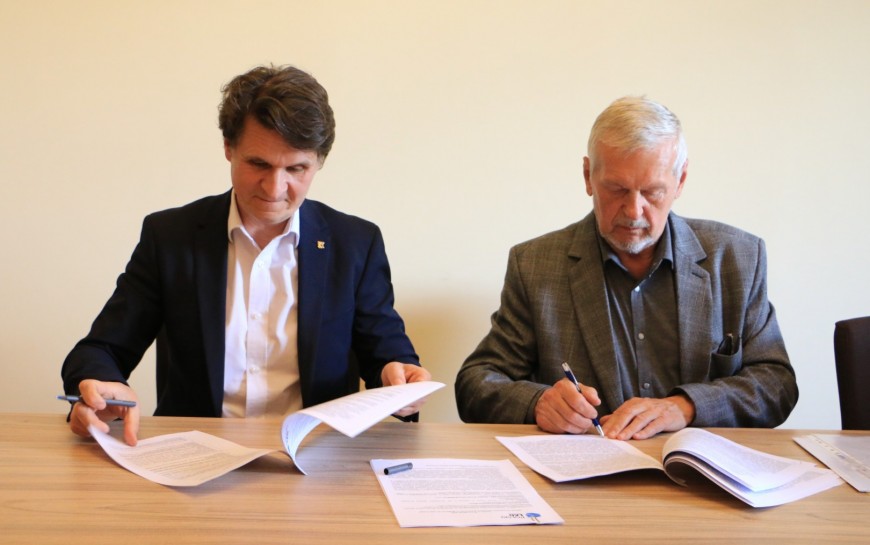 Rewitalizacja kolejnych parkowych alejek. Podpisano umowę