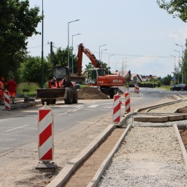 powiększ zdjęcie: Legnicki Program Drogowy. Trwa modernizacja ul. Sudeckiej
