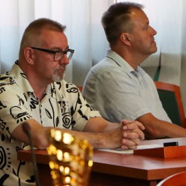 powiększ zdjęcie: Podsumowanie sportowego roku szkolnego 2024/2025 w legnickim ratuszu