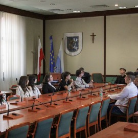 powiększ zdjęcie: Koniec kadencji Młodzieżowej Rady Miejskiej Legnicy
