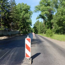 powiększ zdjęcie: Postępują prace przy przebudowie ul. Złotoryjskiej w rejonie Huty Miedzi Legnica