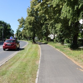 powiększ zdjęcie: Odbiory w zakresie robót drogowych na al. Rzeczypospolitej zakończone