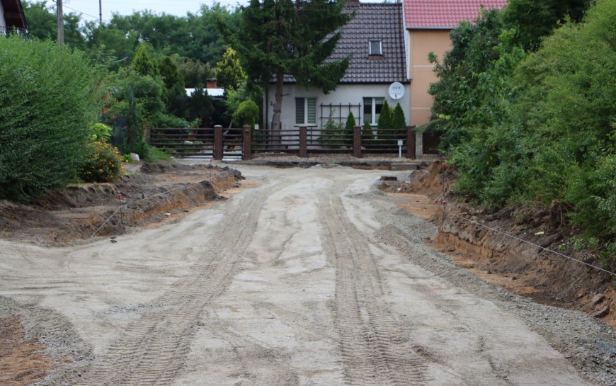 Legnicki Program Drogowy. Zobacz jak przebiega przebudowa ul. Wroniej