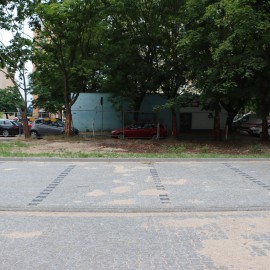 powiększ zdjęcie: Trwają prace przy przebudowie ul. Łowickiej