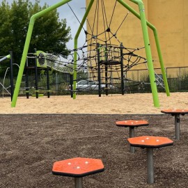 powiększ zdjęcie: LBO 2025. Na Zosinku powstał atrakcyjny park linowy