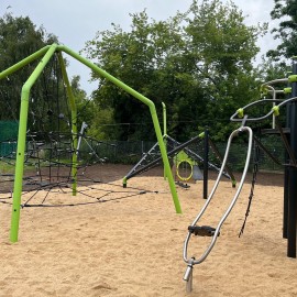 powiększ zdjęcie: LBO 2025. Na Zosinku powstał atrakcyjny park linowy