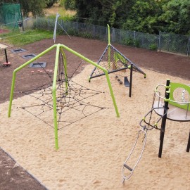 powiększ zdjęcie: LBO 2025. Na Zosinku powstał atrakcyjny park linowy