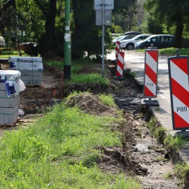 powiększ zdjęcie: Ruszyła modernizacja ul. Biegunowej na os. Kopernika