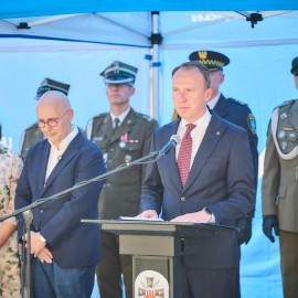 powiększ zdjęcie: Święto Wojska Polskiego w Legnicy. Patriotycznie i radośnie