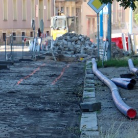 powiększ zdjęcie: Remont ul. Powstańców Śląskich. Zobacz jak przebiegają prace