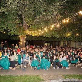 powiększ zdjęcie: Legnica żegna filmowe lato. Ostatni seans Kina na Zamku już 29 sierpnia