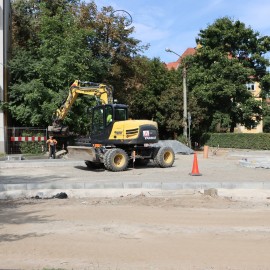 powiększ zdjęcie: Budowa ul. Mickiewicza w Legnicy – prace są zaawansowane