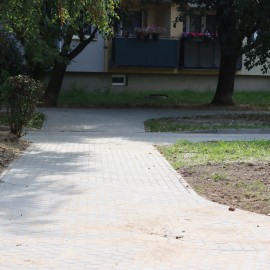 powiększ zdjęcie: Przebudowa ul. Łowickiej na finiszu