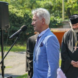 powiększ zdjęcie: Legnica pamięta o ofiarach II wojny światowej