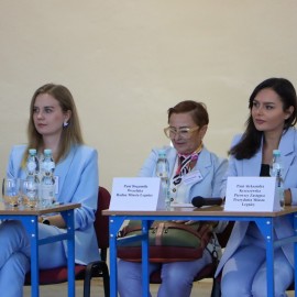 powiększ zdjęcie: Sejm Dzieci i Młodzieży – szkolna debata o demokracji w SP nr 9