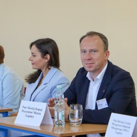 powiększ zdjęcie: Sejm Dzieci i Młodzieży – szkolna debata o demokracji w SP nr 9