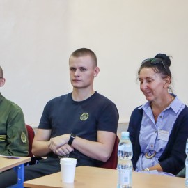 powiększ zdjęcie: Sejm Dzieci i Młodzieży – szkolna debata o demokracji w SP nr 9