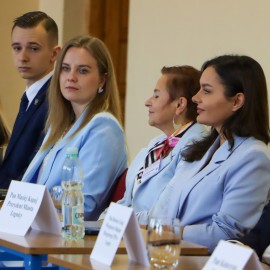 powiększ zdjęcie: Sejm Dzieci i Młodzieży – szkolna debata o demokracji w SP nr 9
