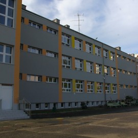 powiększ zdjęcie: Termomodernizacja legnickich żłobków i szkoły zakończona