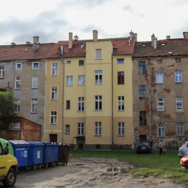 powiększ zdjęcie: LBO. Przetarg na przebudowę podwórza w kwartale przy ul. Szkolnej