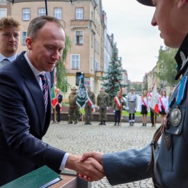 powiększ zdjęcie: Legnica uczciła Światowy Dzień Sybiraka