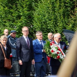 powiększ zdjęcie: Legnica uczciła Światowy Dzień Sybiraka
