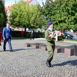powiększ zdjęcie: Legnica uczciła Światowy Dzień Sybiraka