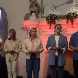 powiększ zdjęcie: Legniccy uczniowie wzięli udział w Wielkiej Prelekcji o Honorowym Krwiodawstwie