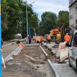 powiększ zdjęcie: Remont ul. Powstańców Śląskich. Zobacz jak przebiegają prace