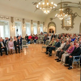 powiększ zdjęcie: Złote i szmaragdowe gody legnickich par