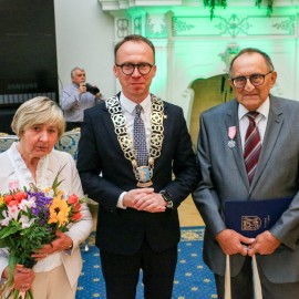 powiększ zdjęcie: Złote i szmaragdowe gody legnickich par