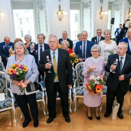 powiększ zdjęcie: Złote i szmaragdowe gody legnickich par