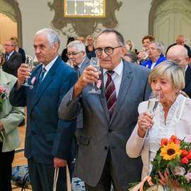 powiększ zdjęcie: Złote i szmaragdowe gody legnickich par