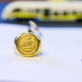 powiększ zdjęcie: Nowa kapsuła czasu już na wieży katedry