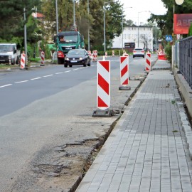 Remont ulic Nowodworskiej i Zamiejskiej - trwają prace brukarskie