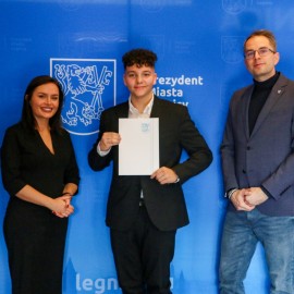 powiększ zdjęcie: Młodzieżowa Rada Miejska na starcie nowej kadencji