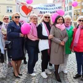 powiększ zdjęcie: Marsz Ku Zdrowiu w Legnicy