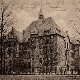 Zielony Trójkąt i Zielona Szkoła – poznaj ich sekrety podczas spaceru historycznego