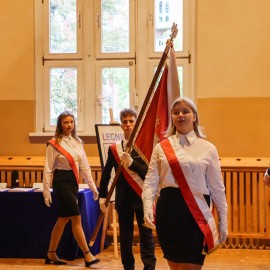 powiększ zdjęcie: Miejskie obchody Dnia Edukacji Narodowej w II Liceum Ogólnokształcącym