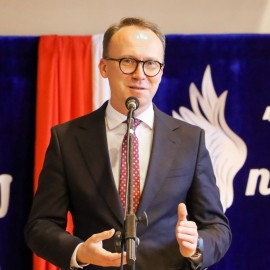 powiększ zdjęcie: Miejskie obchody Dnia Edukacji Narodowej w II Liceum Ogólnokształcącym