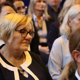 powiększ zdjęcie: Miejskie obchody Dnia Edukacji Narodowej w II Liceum Ogólnokształcącym