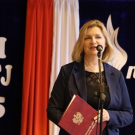 powiększ zdjęcie: Miejskie obchody Dnia Edukacji Narodowej w II Liceum Ogólnokształcącym