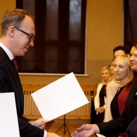 powiększ zdjęcie: Miejskie obchody Dnia Edukacji Narodowej w II Liceum Ogólnokształcącym