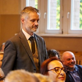 powiększ zdjęcie: Miejskie obchody Dnia Edukacji Narodowej w II Liceum Ogólnokształcącym